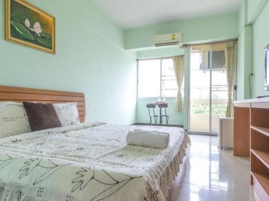 Фото The Garden Place