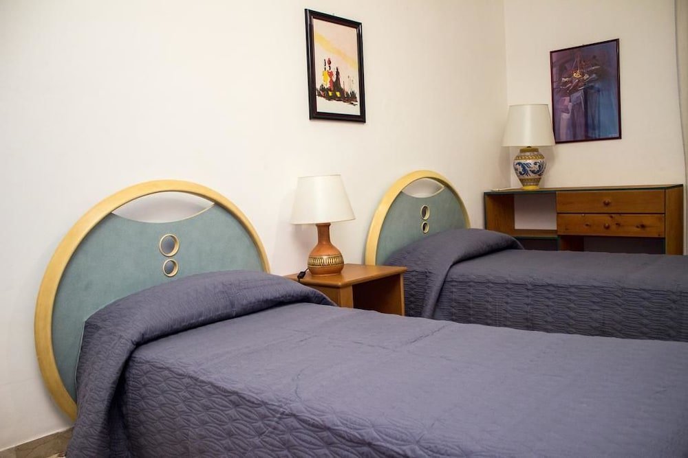 Фото Case Vacanze Castellana