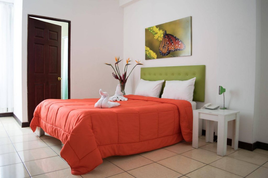 Фото Cocoon Hotel