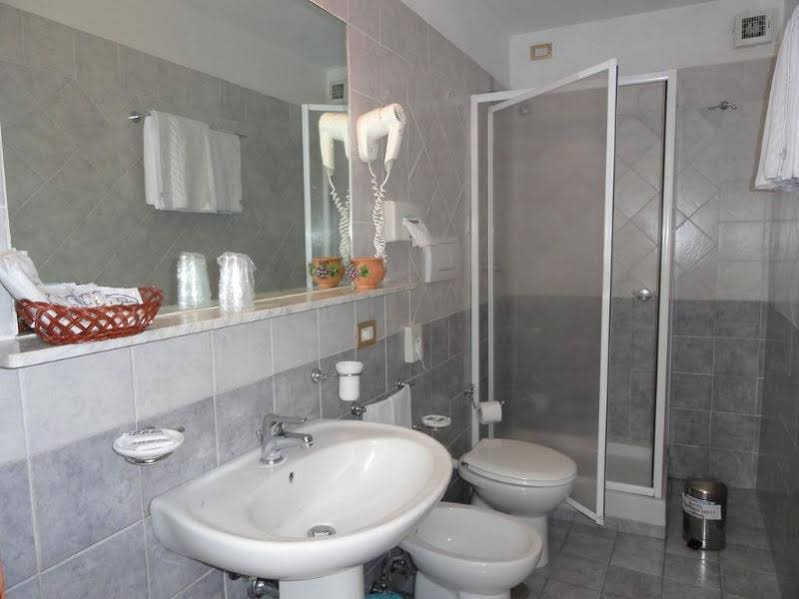 Фото Hotel Fontana