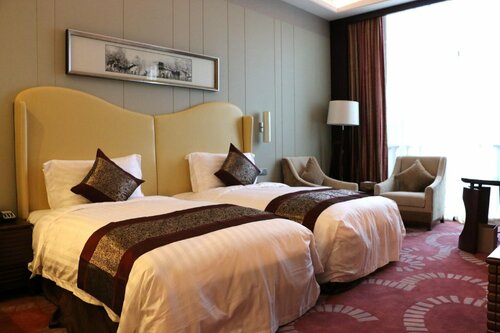 Гостиница Bairun Zhenjiang International Hotel в Чжэньцзяне