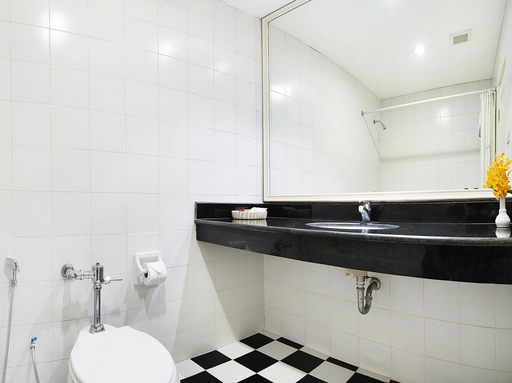 Фото Royal Rattanakosin Hotel