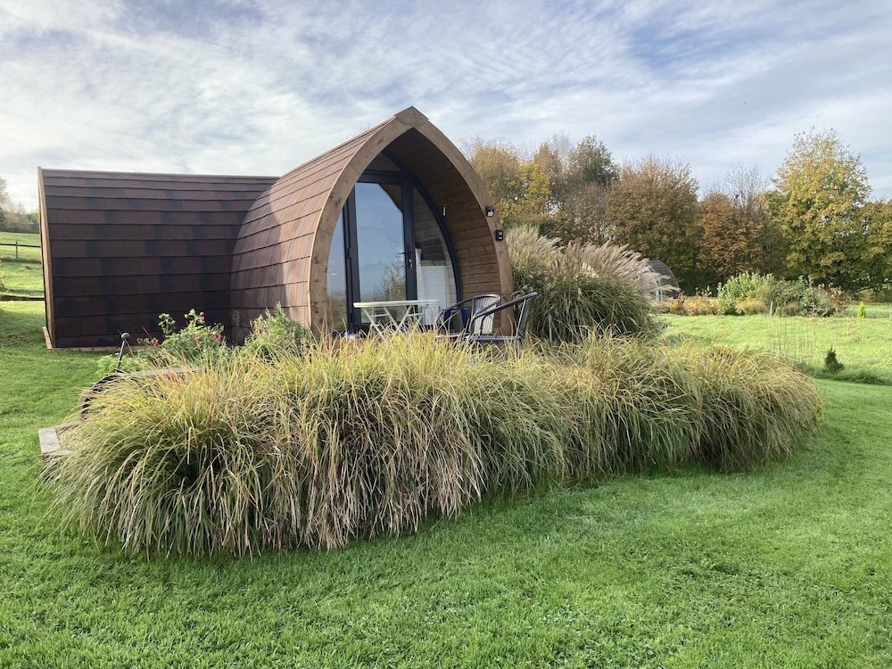 Hotel Slades Farm Glamping, Wiltshire County, photo