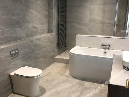 Фото Seagoe Hotel