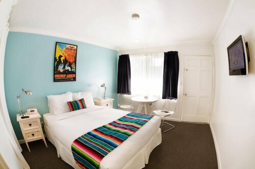 Внешний вид отеля Agave Inn в Санта-Барбаре, фото 4