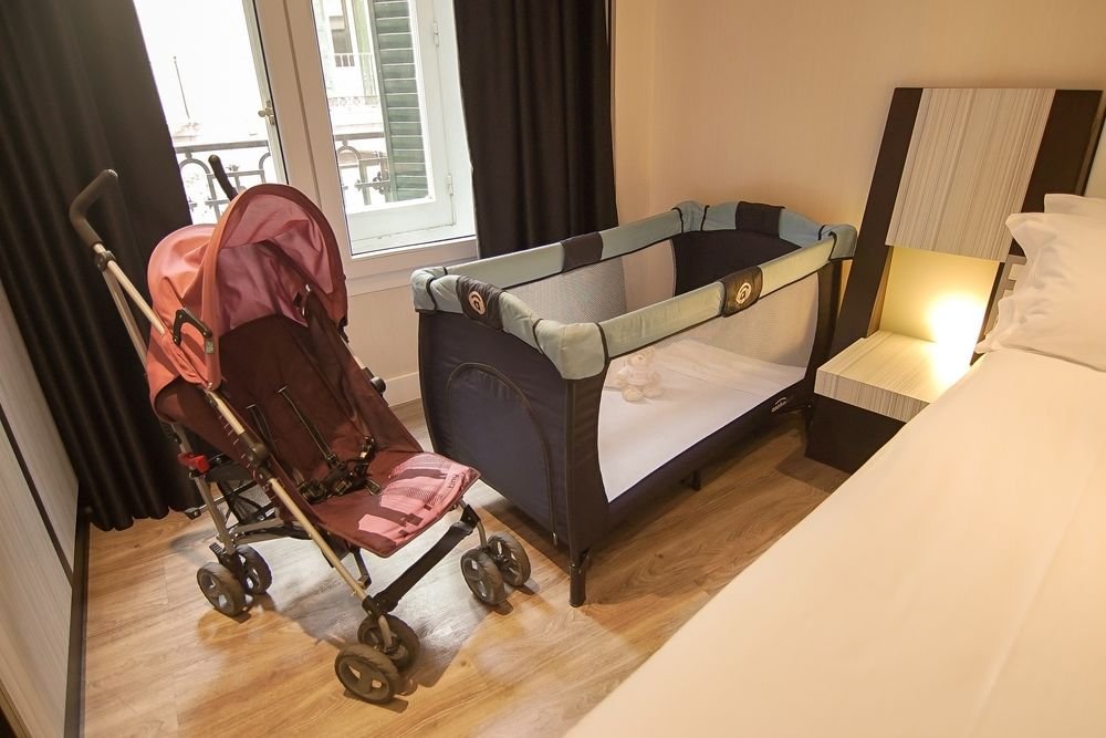 Фото Petit Palace Triball