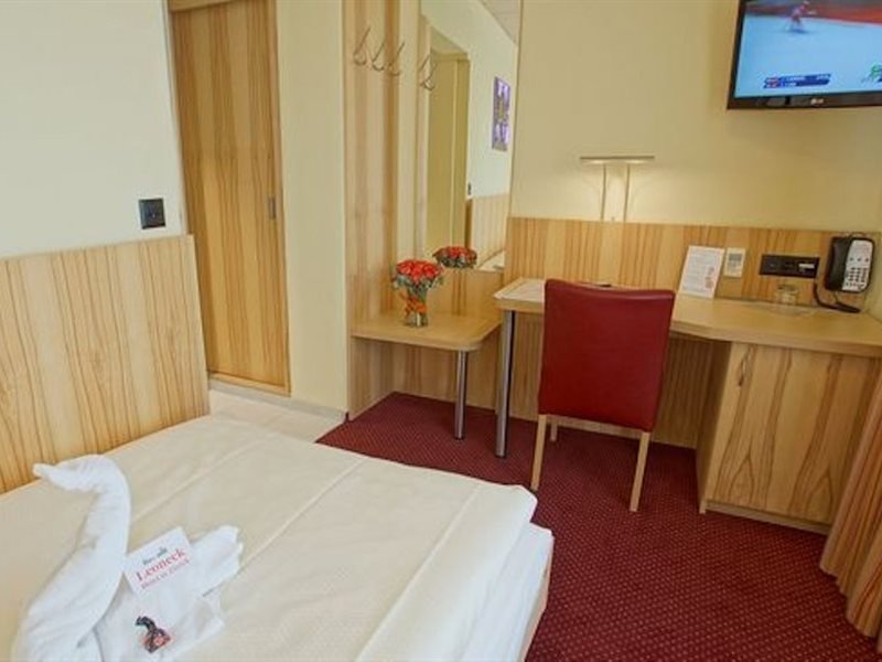 Фото Fred Hotel Leonhardstrasse Self Check-in