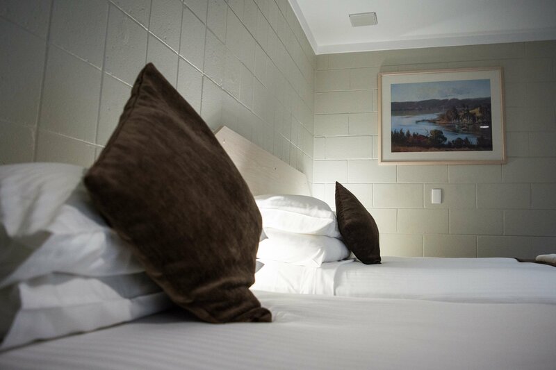 Гостиница SureStay Collection by Best Western Hospitality Esperance в Эсперансе