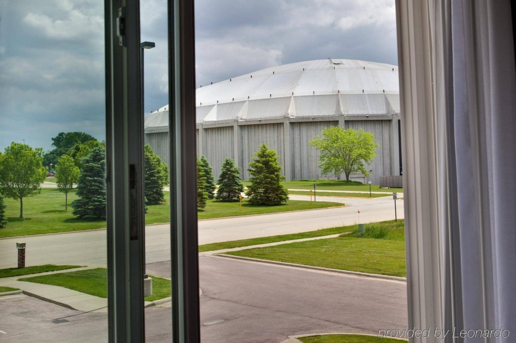 Фото Holiday Inn Express & Suites Vermillion