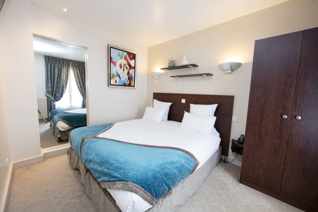 Фото Queens Boutique Hotel