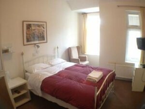 Гостиница Oyo Kingswood Hotel