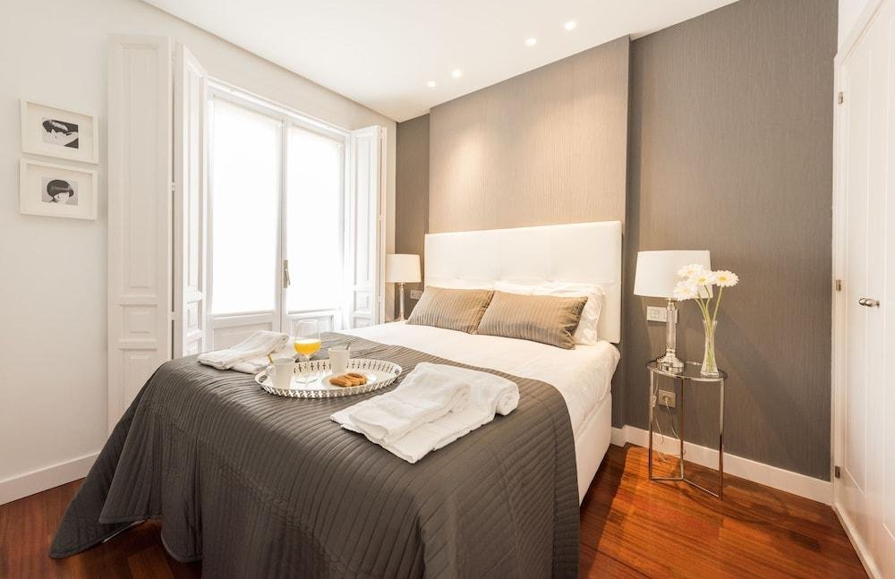 Фото Santa Ana Plaza - MADFlats Collection