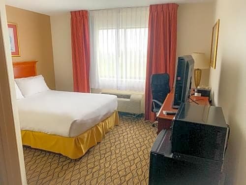 Фото Baymont by Wyndham Chelsea