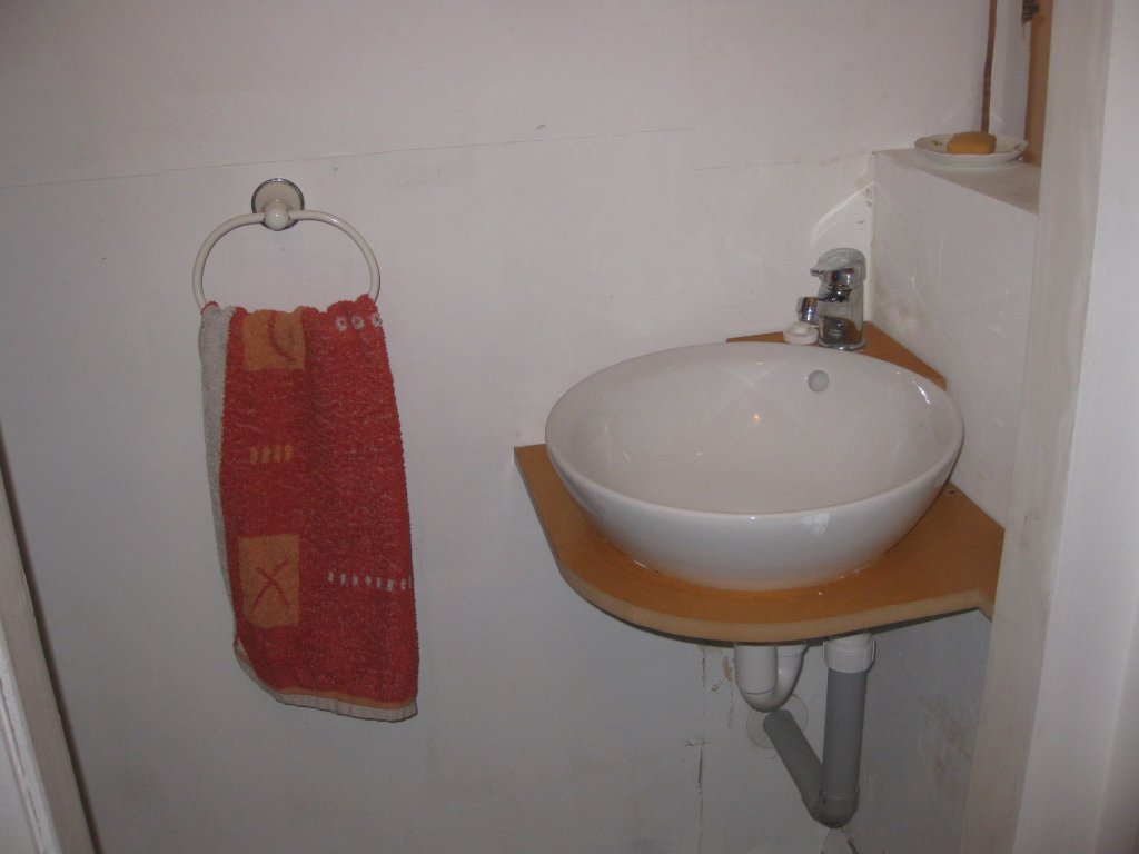 Фото 42b College House - Hostel