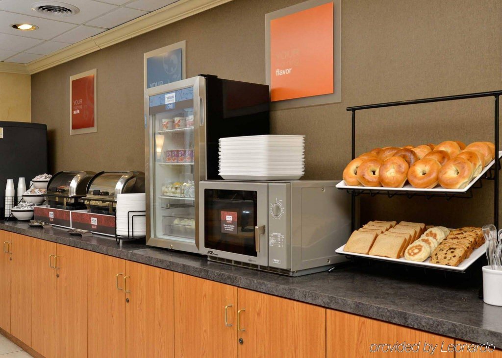 Фото Best Western Plus North Shore Hotel