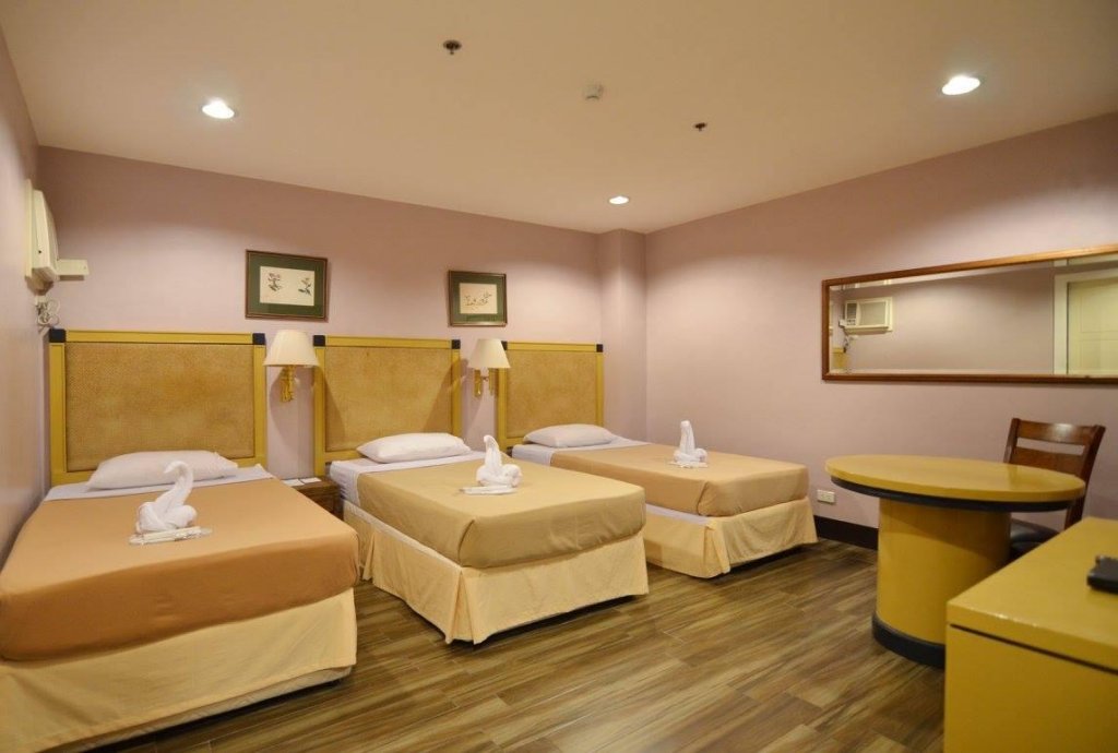 Фото Отель Windy Ridge Malate