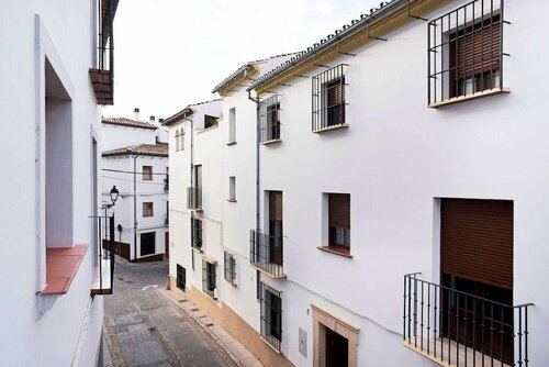 Жильё посуточно Apartment with 3 Bedrooms in Antequera, with Furnished Terrace And Wifi в Антекере