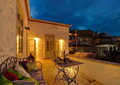 Гостиница Cotommatae Hydra 1810 в Идре