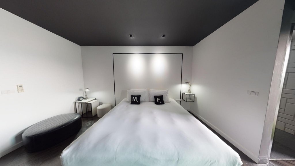 Фото Blu Monkey Hub and Hotel Phuket