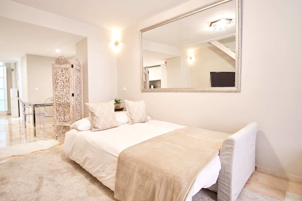 Фото Duplex De Lujo EN Palacio Junto Catedral