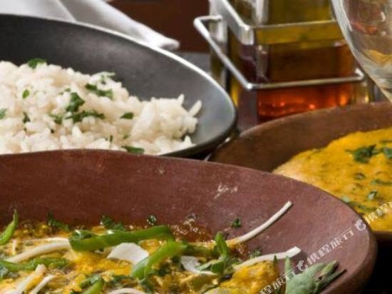 Фото Oyo Hotel Arembepe Beach Hotel, Camaçari