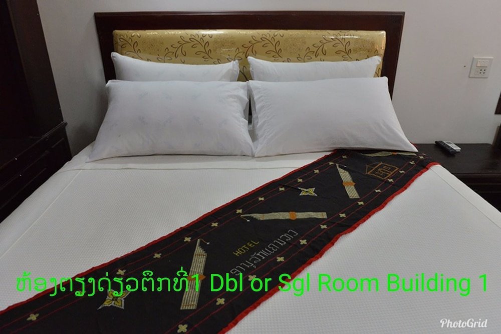 Фото Anoulackkhenlao Hotel