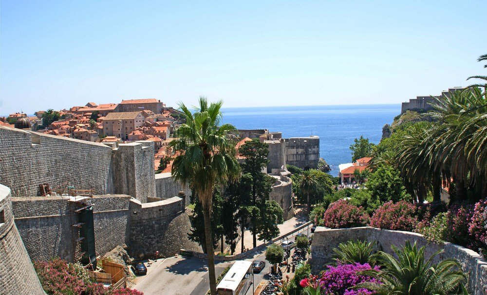 Фото The City Place Guesthouse