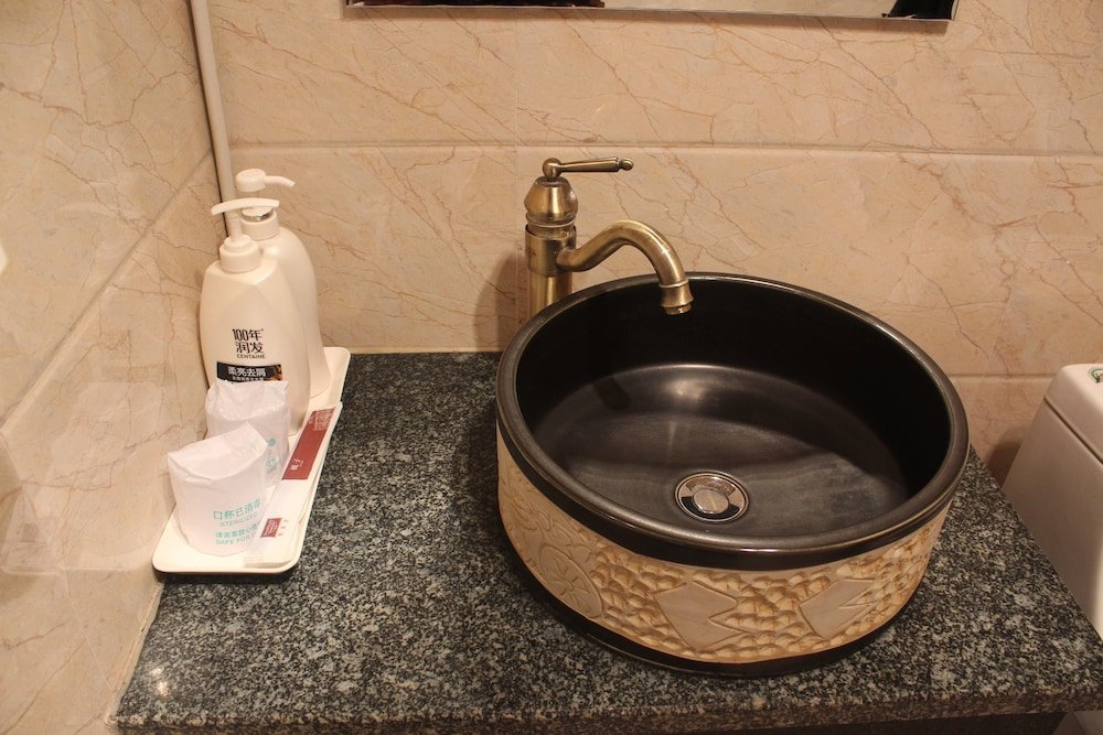 Фото City Wall Old House. Ji Residence