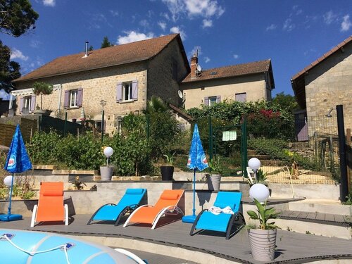 Гостиница Chambres d'hôtes Les Conches в Перигё