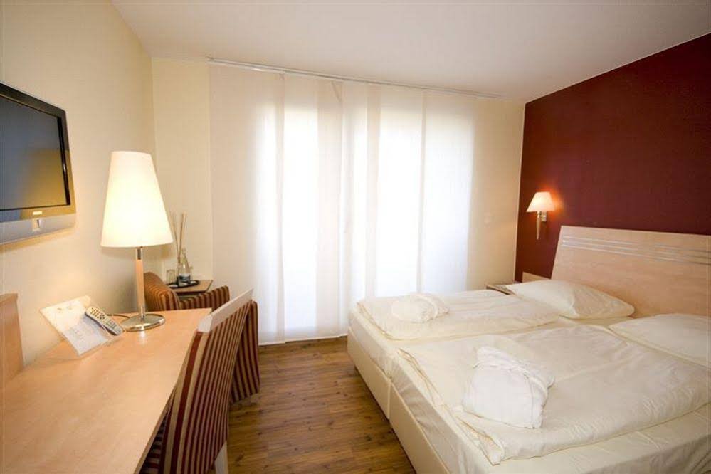 Фото Achat Hotel Bad Dürkheim