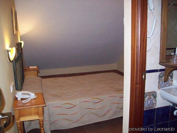 Фото Hotel Coso Viejo