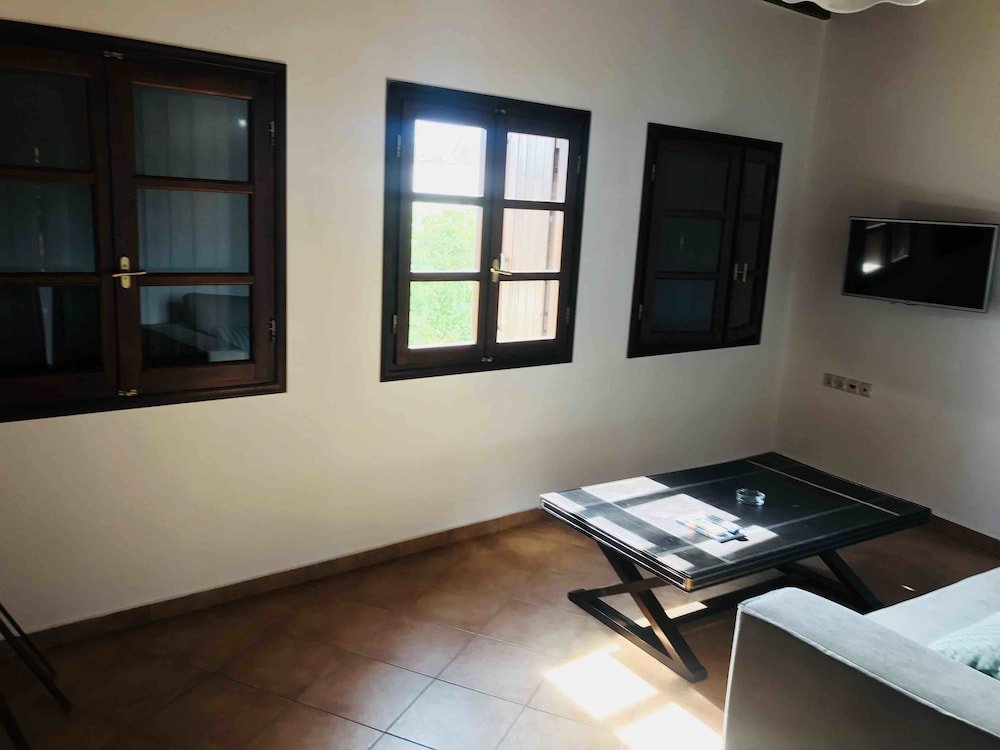 Фото Lithinon Cozy Studios and Suites