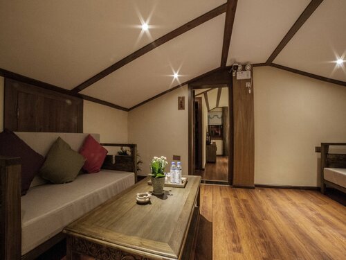 Гостиница Blossom Dynasty Inn