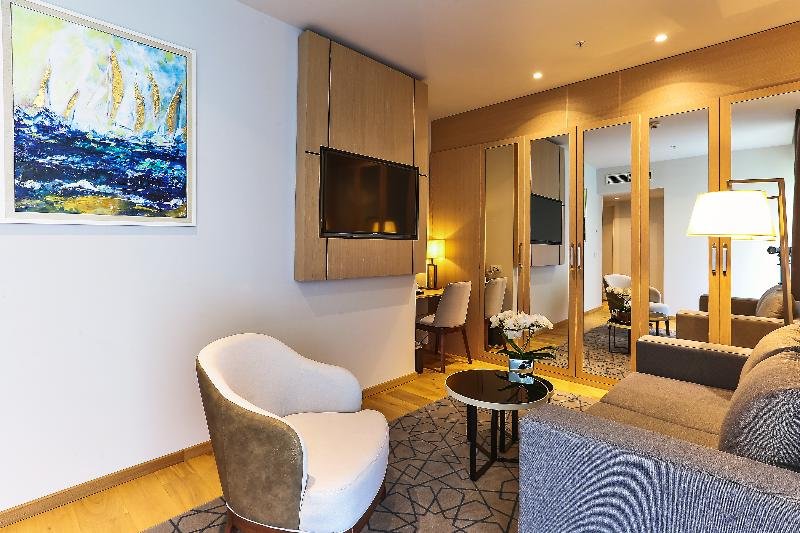 Фото Hotel Square