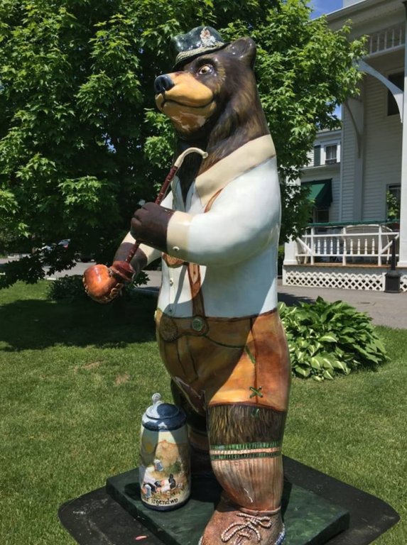 Фото Bavarian Manor Country Inn