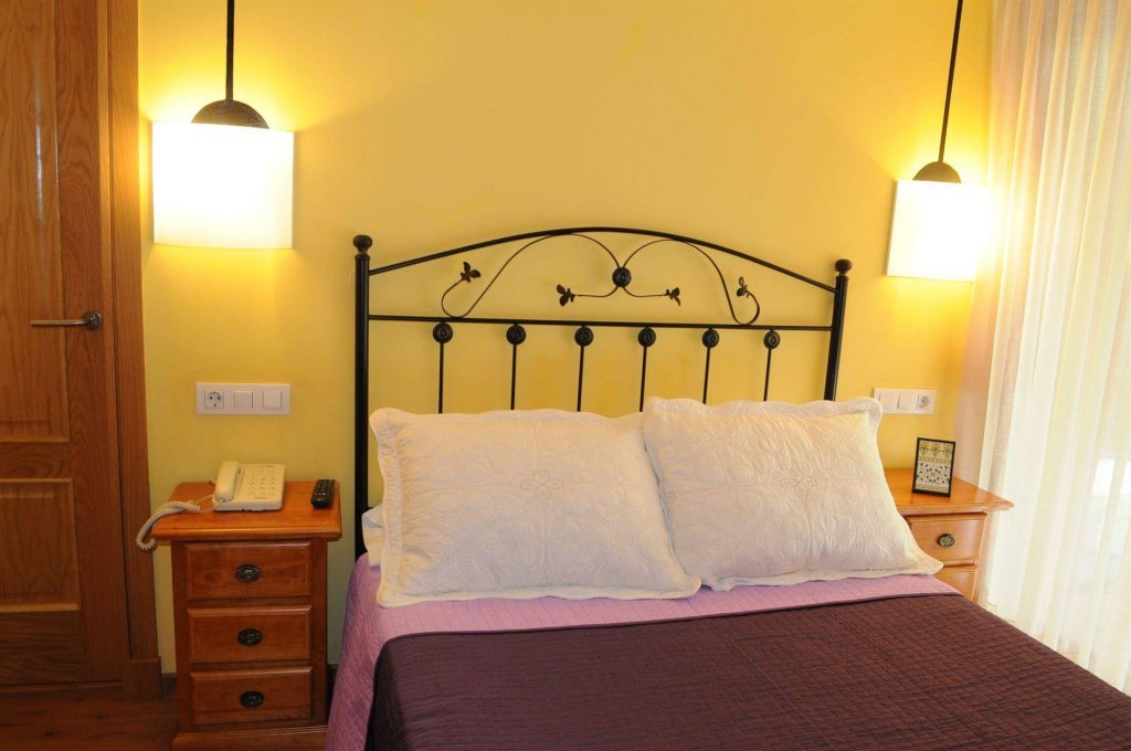 Фото Hostal Bríos