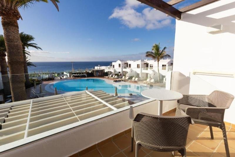 Фото R2 Bahía Kontiki Beach Apartments