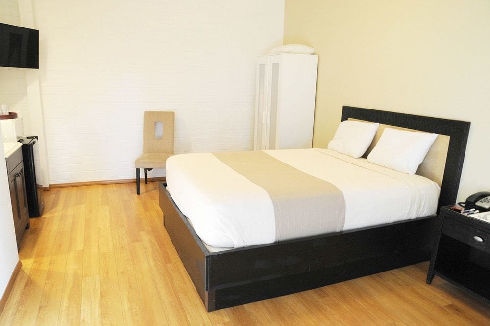 Фото Ccbc Resort Hotel - A Gay Men's Resort