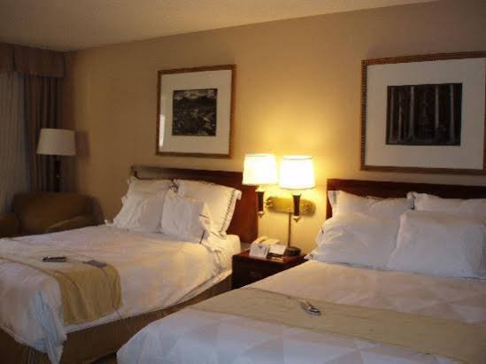 Фото DoubleTree by Hilton Phoenix Chandler