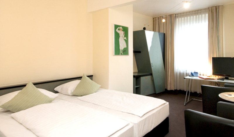 Фото Monopol Hotel