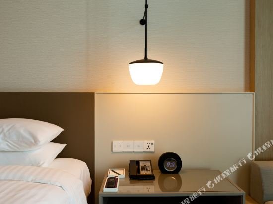 Фото Courtyard by Marriott Shanghai Minhang