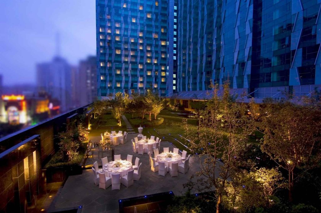 Фото DoubleTree by Hilton Beijing