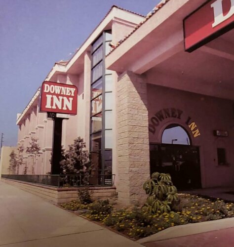 Гостиница Downey Inn в Дауни