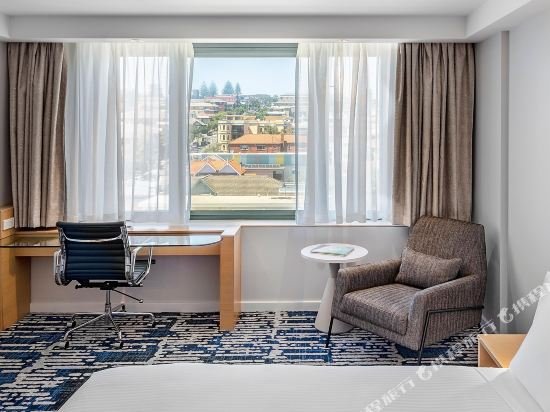Фото Crowne Plaza Sydney Coogee Beach