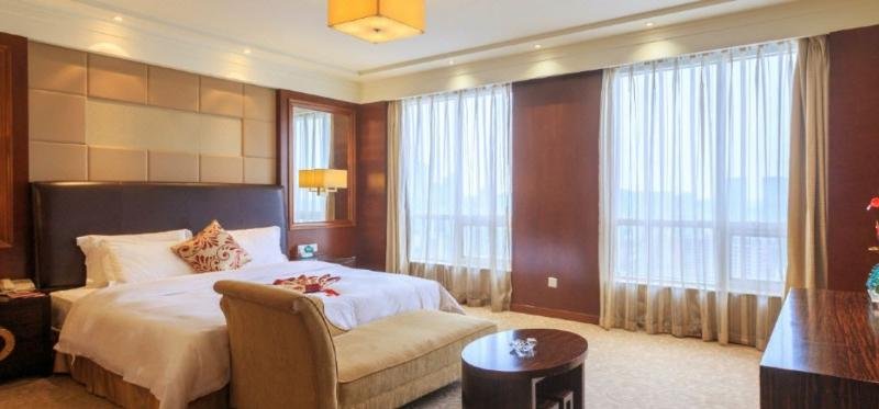 Фото Changsha Xiaoxiang Huatian Hotel