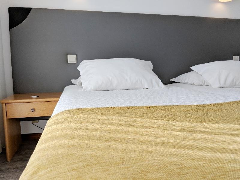 Фото Varzinn Hotel