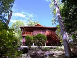 Гостиница Cerf Island Resort