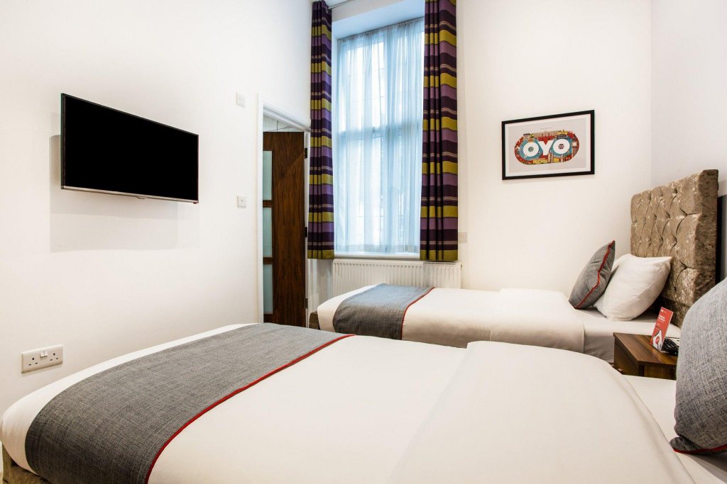 Фото Oyo The Arch, Wembly Stadium