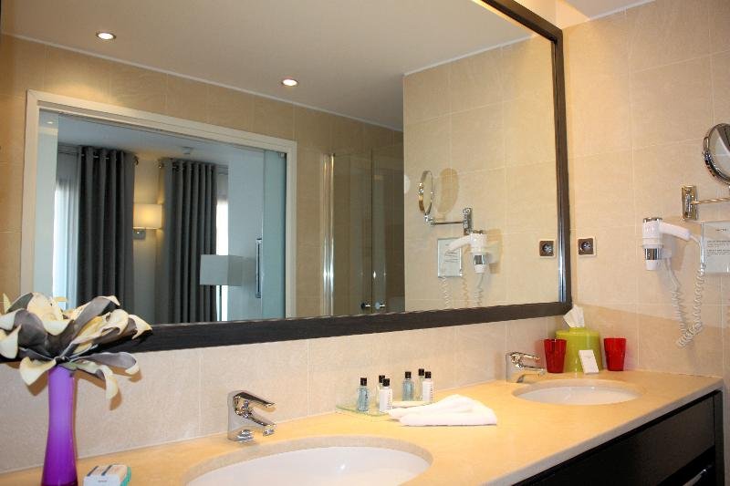 Фото New Hotel of Marseille 