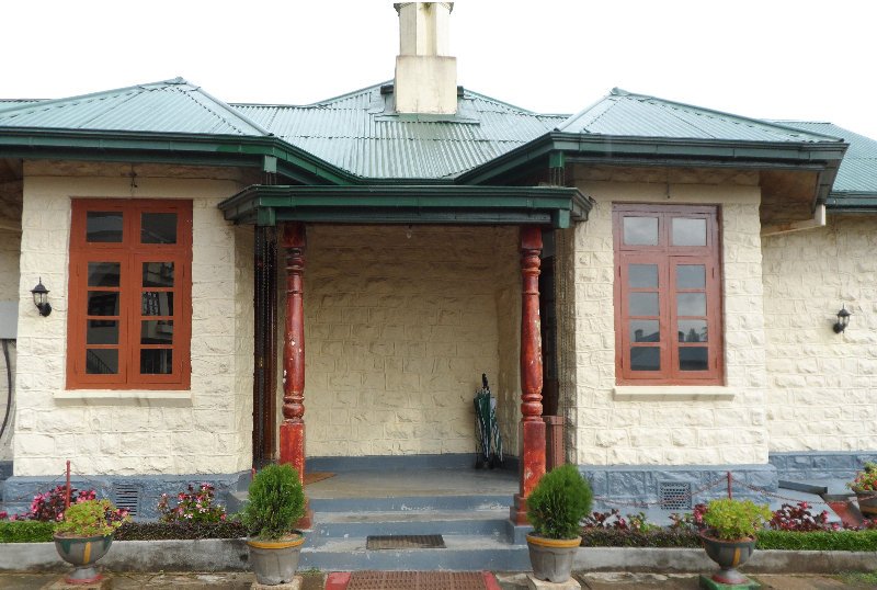 Фото Tea Bush Hotel - Nuwara Eliya